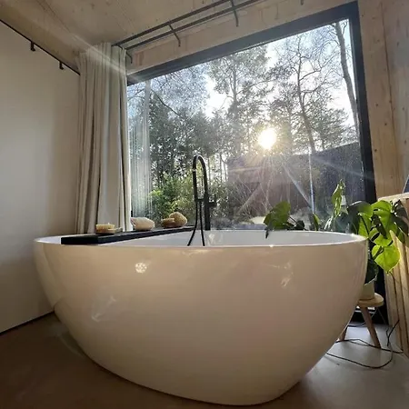 Vague Luxurious Tiny House Luxe Wellness, Spa Bad,beamer, Veluwe בית נופש