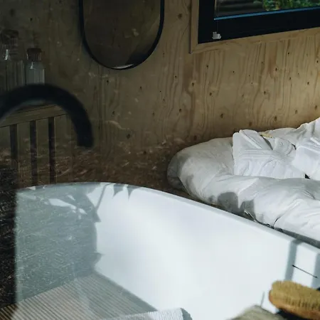 Vague Luxurious Tiny House Luxe Wellness, Spa Bad,beamer, Veluwe * נונספייט