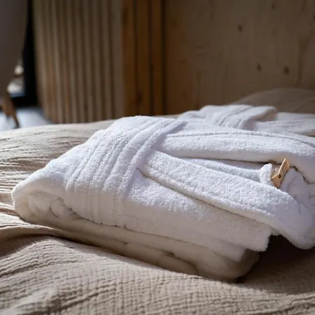 Vague Luxurious Tiny House Luxe Wellness, Spa Bad,beamer, Veluwe בית נופש נונספייט