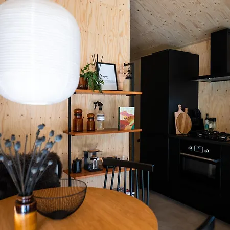 Vague Luxurious Tiny House Luxe Wellness, Spa Bad,beamer, Veluwe בית נופש *